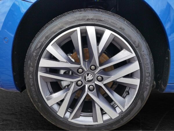 Skoda Octavia Combi 1.5 mHEV DSG Balance bild 6