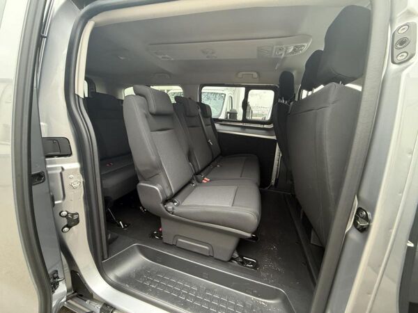 Opel Vivaro 🚀 Kombi 9-Sitzer 180 PS Automatik 🚀 bild 5