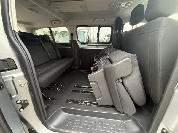 Opel Vivaro 🚀 Kombi 9-Sitzer 180 PS Automatik 🚀 bild 7