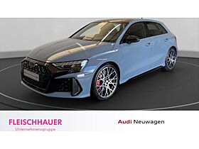 Audi RS3 Sportback TFSI quattro S tronic *Panorama*SONOS*RS Schalensitze*360° Kameras*