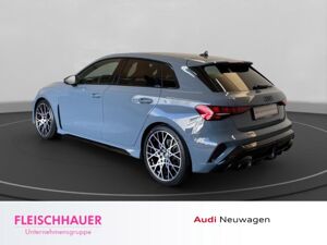 Audi RS3 Sportback TFSI quattro S tronic *Panorama*SONOS*RS Schalensitze*360° Kameras* bild 4