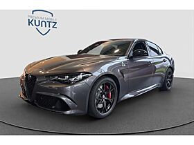 Alfa Romeo Giulia Quadrifoglio 2.9 V6 SOFORT VERFÜGBAR! Alfa Romeo Giulia Quadrifoglio 2.9 V6 SOFORT VERFÜGBAR!