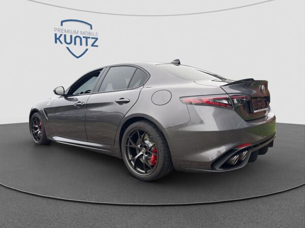 Alfa Romeo Giulia Quadrifoglio 2.9 V6 SOFORT VERFÜGBAR! bild 3
