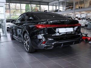 Audi A5 Limousine 	 ACC Matrix TechPro AHK Navi HuD LM20 bild 2