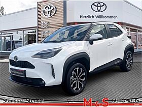 Toyota Yaris Cross 1.5 Hybrid 4x2 Teamplayer mit Winter- u. SafetyPaket