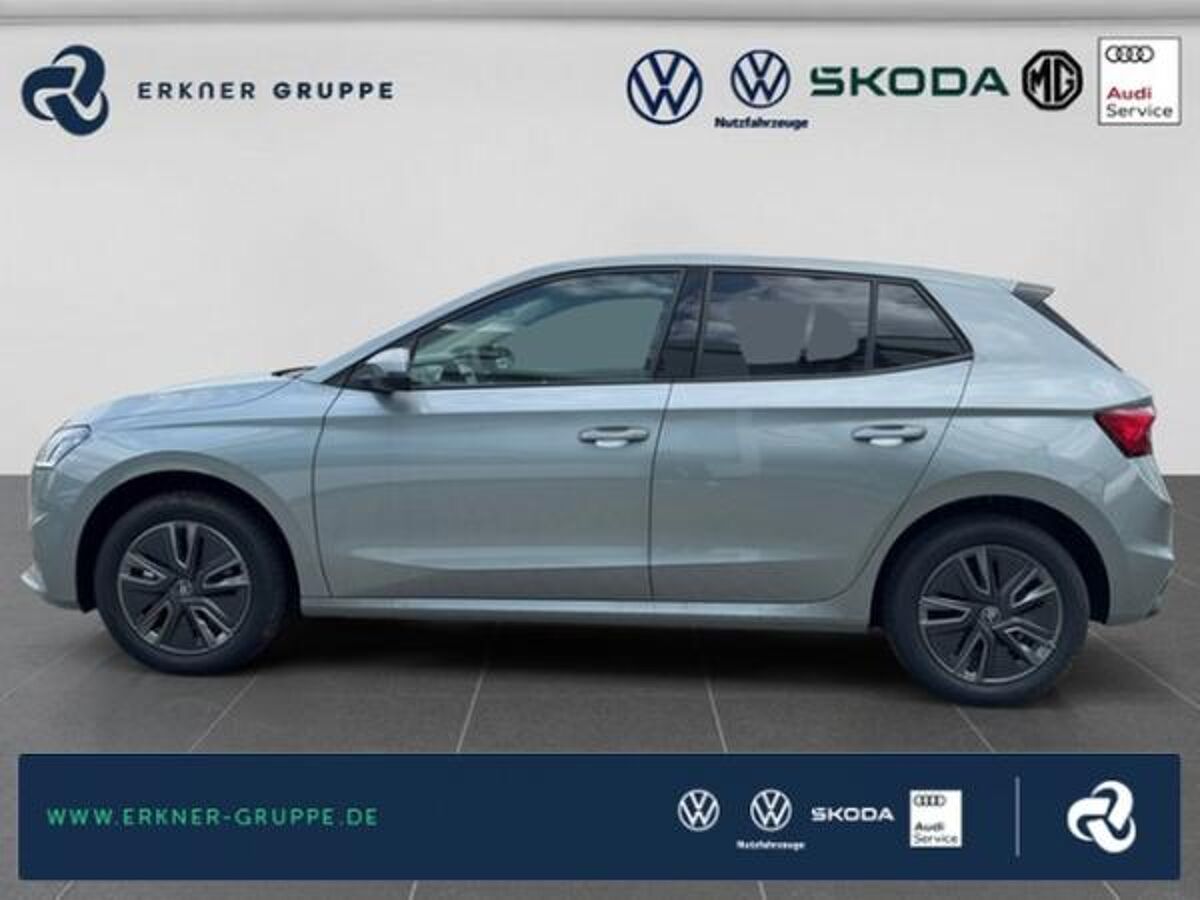 Skoda Fabia 1.0 TSI DSG Balance +AHK+ACC+GRA+NAVI+SHZ+PDC+RFK+ bild