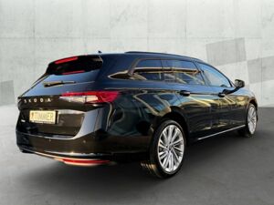 Skoda Superb Combi 2.0 TDI DSG Selection *AHK*19 ZOLL* bild 4