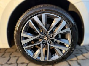Skoda Octavia Combi 2.0 TDI DSG Selection *AHK*KESSY* bild 7