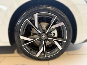 Skoda Octavia Combi 2.0 TDI DSG Sportline *AHK*CANTON* bild 7