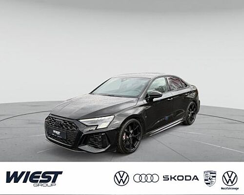 Audi RS3 RS 3 Limousine TFSI S tronic Dynamikpaket+ Keramik Matrix Rückfahrk.