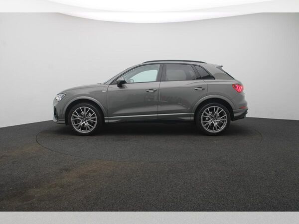 Audi Q3 40 TDI quattro S line Matrix ACC bild 2