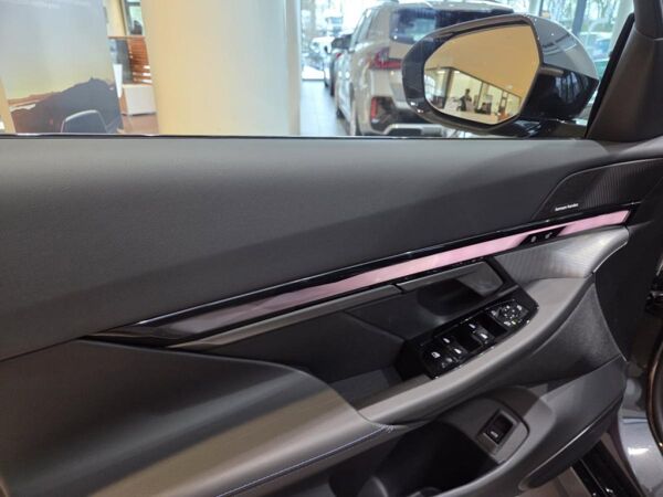 BMW i5 eDrive40 Touring || M Sport Pano Head-Up 360 bild 3