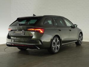 Skoda Octavia Combi RS 2.0 TSI 265 PS *Sonderlackierung*19" Felgen*Canton*Abstandsass.*Navi bild 2