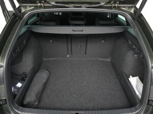 Skoda Octavia Combi RS 2.0 TSI 265 PS *Sonderlackierung*19" Felgen*Canton*Abstandsass.*Navi bild 6