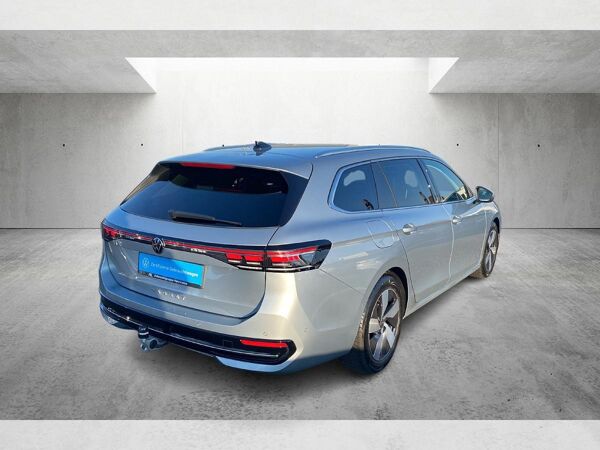 Volkswagen Passat Variant 2.0 TDI Elegance DSG Matrix Navi ACC AHK Massage bild 6