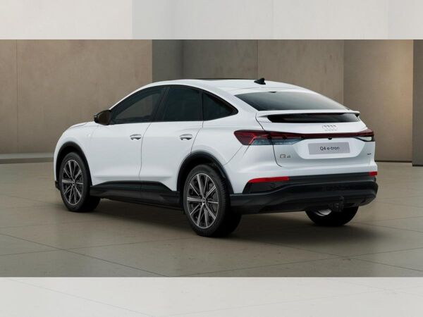 Audi Q4 e-tron Q4 Sportback e-tron 45 e-tron quattro AHK Pano S line bild 3