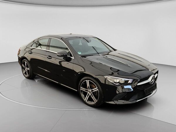 Mercedes-Benz CLA 200 Sofort Verfügbar*Haustürlieferung*Rückfahrkamera*MBUX Navi Premium*Spiegelpaket* bild 1