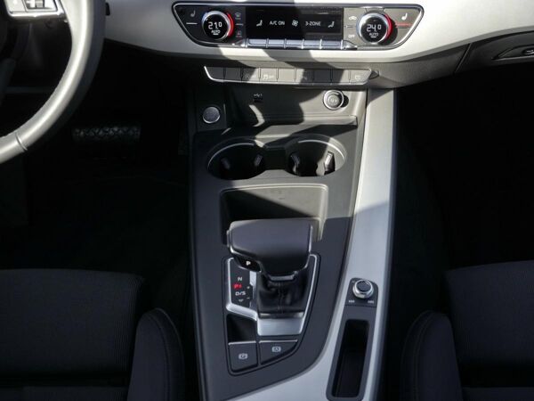 Audi A4 Avant 30 TDI LED*RFK*Sound*Virtual*Standh. bild 7