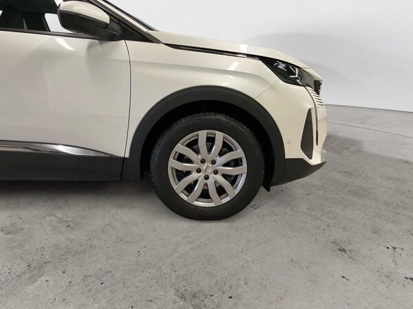 Peugeot 3008 Sofort verfügbar*Haustürlieferung*Anhängerkupplung*Autom. Geschwindigkeitskontrolle*Sitzheizung vorn bild 3