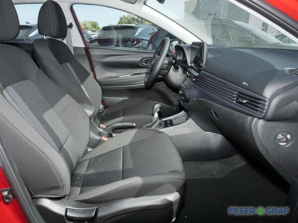 Hyundai i20 TREND NAVI SHZ LHZ KAMERA CARPLAY KLIMA bild 3