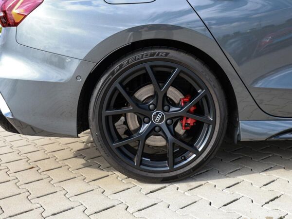 Audi RS3 Limousine quattro S tronic bild 5