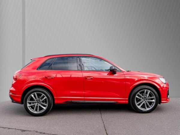 Audi Q3 35 TFSI S line Matrix ACC Panorama Kamera GWP bild 6