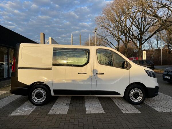 Renault Trafic BLUE dCi 130 L1H1 2,8t Komfort bild 5