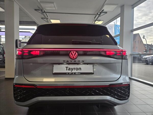 Volkswagen Tayron R-Line "Black Style" //SOFORT VERF.// 7-Sitzer, Standheizung, HUD, LED usw. bild 6