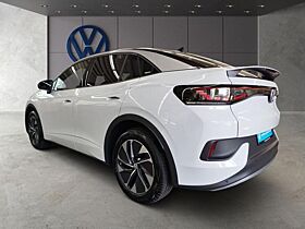 Volkswagen ID.5 Pure DAB+ IQLight Navi DynamicLightAssist Wärmepumpe FrontAssist Volkswagen ID.5 Pure DAB+ IQLight Navi DynamicLightAssist Wärmepumpe FrontAssist