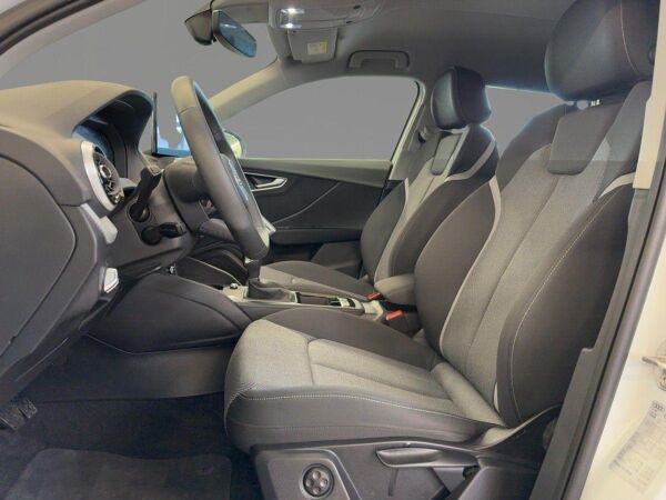 Audi Q2 advanced 35 TFSI Matrix Standh Kamera AHK virtual bild 7