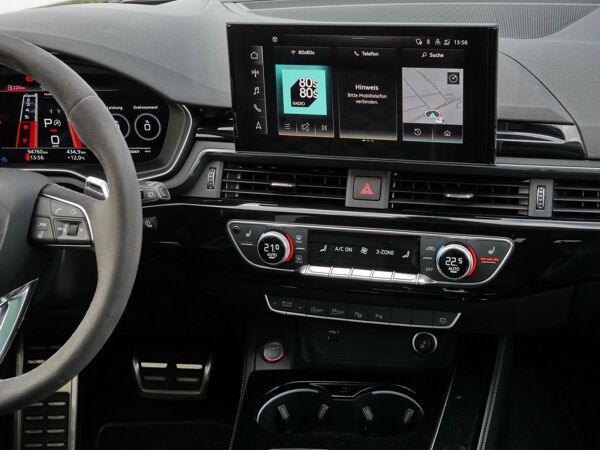 Audi RS4 RS 4 Avant quattro Matrix*B&O*HuD*Pano*360° bild 6