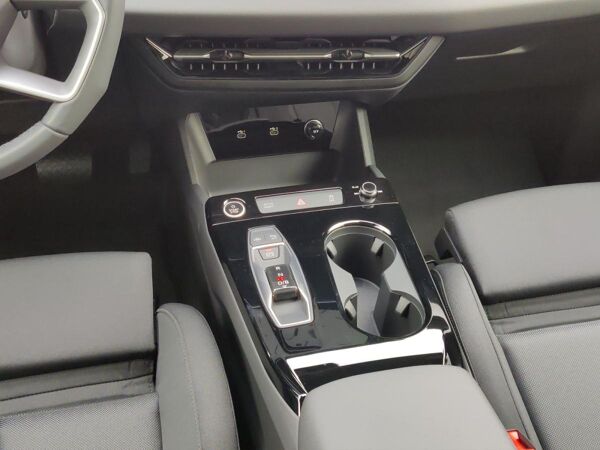 Audi Q6 e-tron Q6 SUV e-tron 0,25%Standklima*Tech*Exp+*LED*360° bild 7
