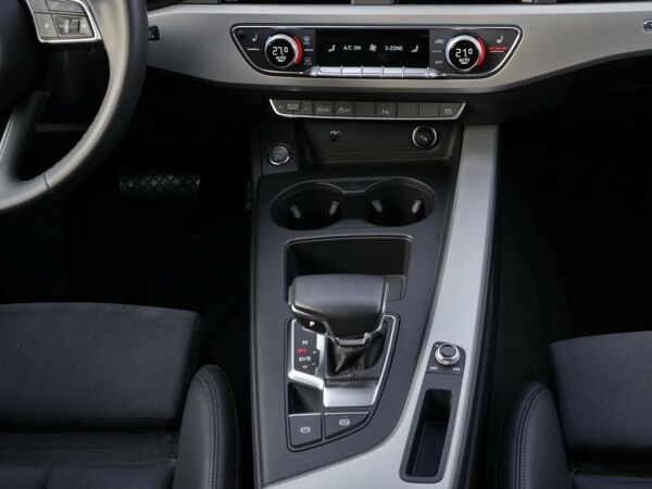 Audi A4 Avant 40 TDI qu. advanced AHK*RFK*LED*Sound bild 7