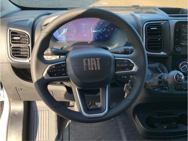 Fiat Ducato Kastenwagen L4 H2 180 PS /Allwetterreifen/Traktion+ bild 2