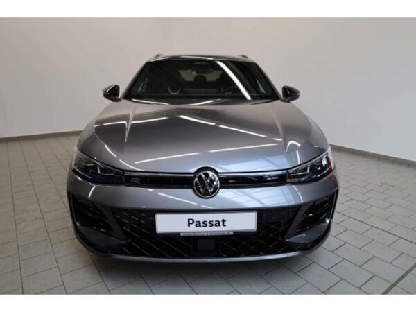 Volkswagen Passat 2.0 TDI SCR R-Line | 📣 Mai-Aktion – sofort verfügbar! 📣 bild 3
