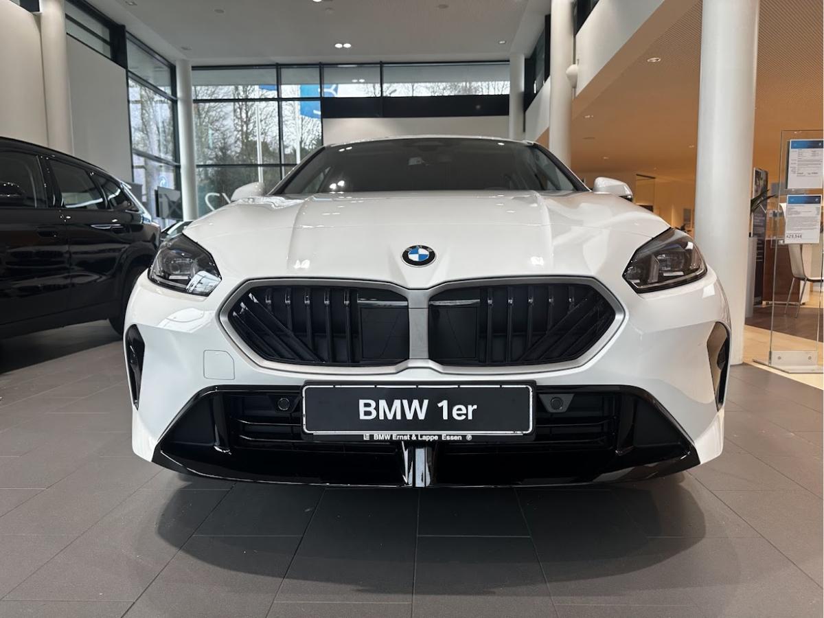 BMW 120 M Design || INKL. VERSICHERUNG bild 3