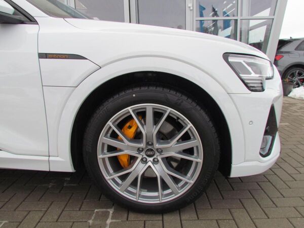 Audi e-tron 55 quattro 300 kW S line sofort verfügbar bild 7