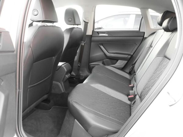 Volkswagen Taigo 1.0TSi Goal R-Kamera ACC 17Zoll LED Sitzheiz. Parkpilot bild 5