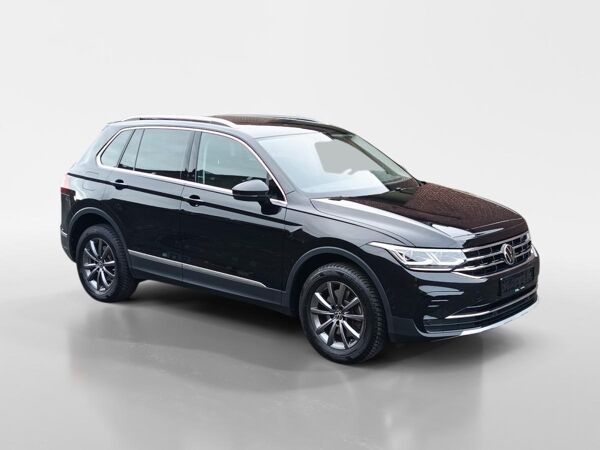 Volkswagen Tiguan Sofort verfügbar*Haustürlieferung*Anhängevorrichtung*Business-Paket*LED Matrix Scheinwerfer*Rückfahr bild 2