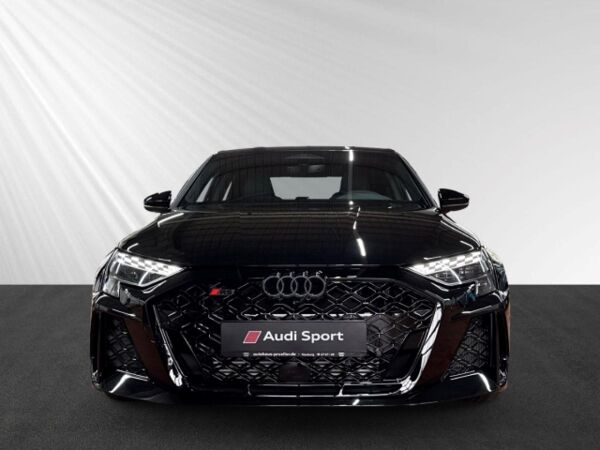 Audi RS3 Limousine qu S tro ACC+Kamera+Matrix+Pano bild 4