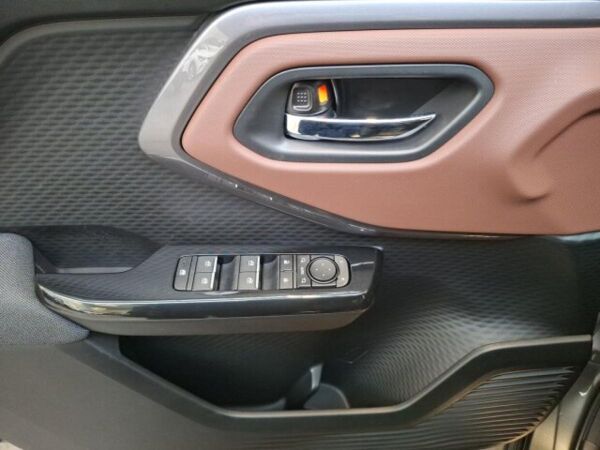 Suzuki e Vitara 61 kWh Comfort+ Allgrip-e 61kWH bild 7