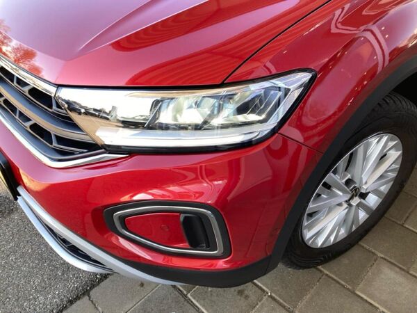 Volkswagen T-Roc LIFE 1.5TSI 5J-G.KAMERA.NAVI+VC.LED.APP-C.SHZ bild 5