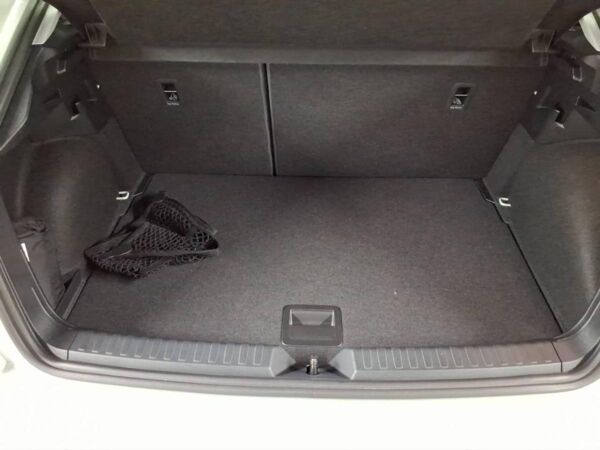 Audi A1 SB 25 TFSI S line LED PDC+ Navi Carplay bild 7
