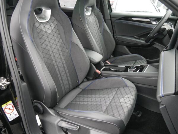 Volkswagen Tiguan R-Line 2.0 TSI AHK Kamera Pano DCC bild 7