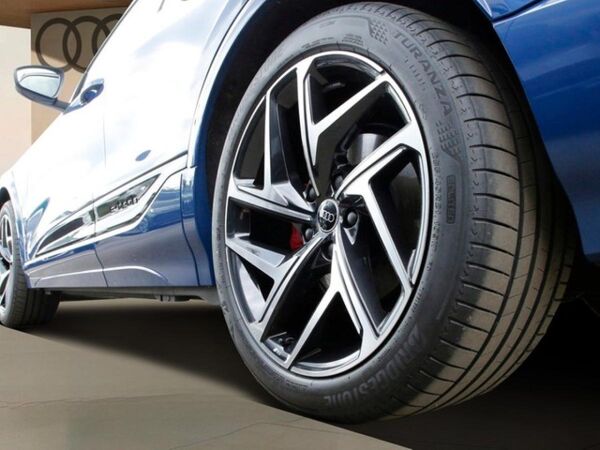 Audi Q6 e-tron performance edition one blue 21"|PANO| bild 7