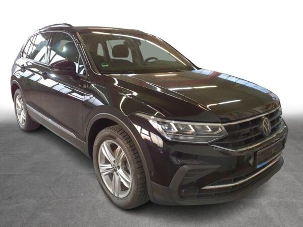 Volkswagen Tiguan 2.0 TDI Life 4M Standhzg AHK LED Navi bild 3