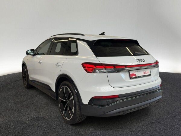 Audi Q4 e-tron S line 40 HuD AHK virtual bild 3