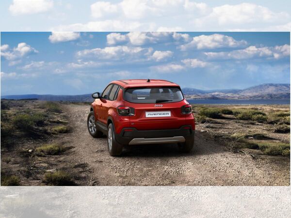 Jeep Avenger 54 kWh 115 kW Altitude bild 2