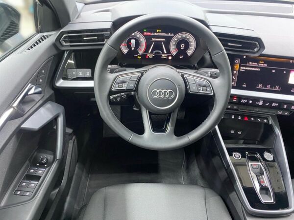 Audi A3 Limousine 35 TFSI advanced NAVI+AHK+RFK+ACC+AKTION bild 7