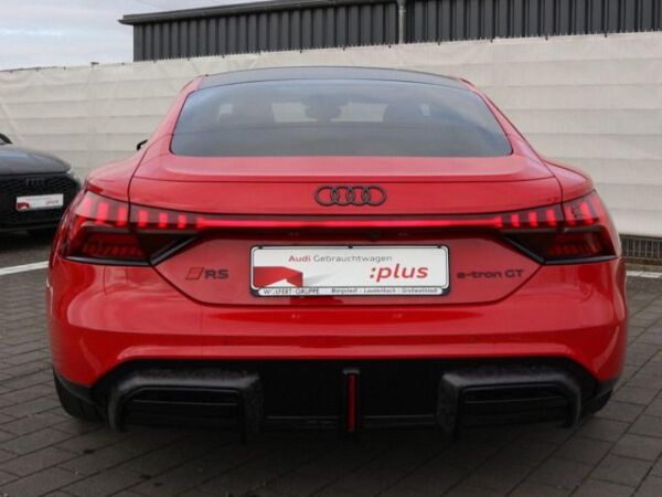 Audi RS e-tron GT performance AKTIVFAHRWERK*KERAMIK bild 4